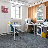 Praxisräume Klassenzimmer Medizin - Benedict Bern