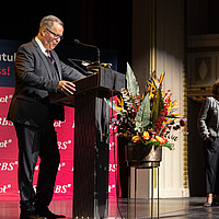 Diplomfeier Bern November 2025 – Benedict Schulen Schweiz