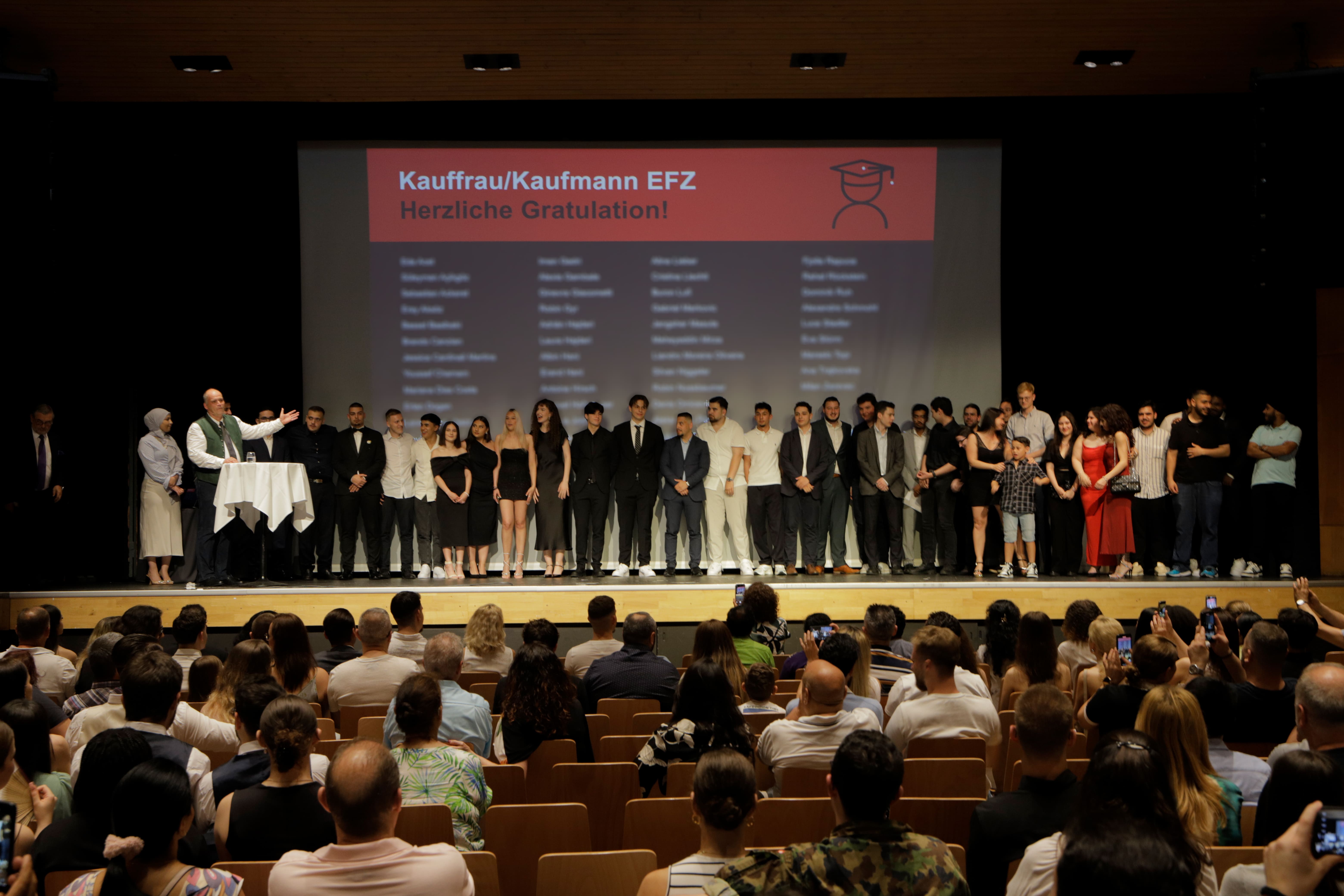 Diplomfeier Benedict-Schule Zürich 11. Juli 2024